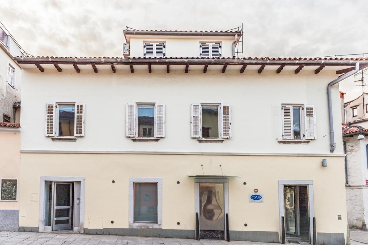 Apartment Evita In The Old Center Of Sunny Koper Exterior photo
